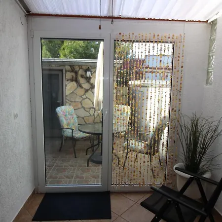 Apartment House Cora Punat
